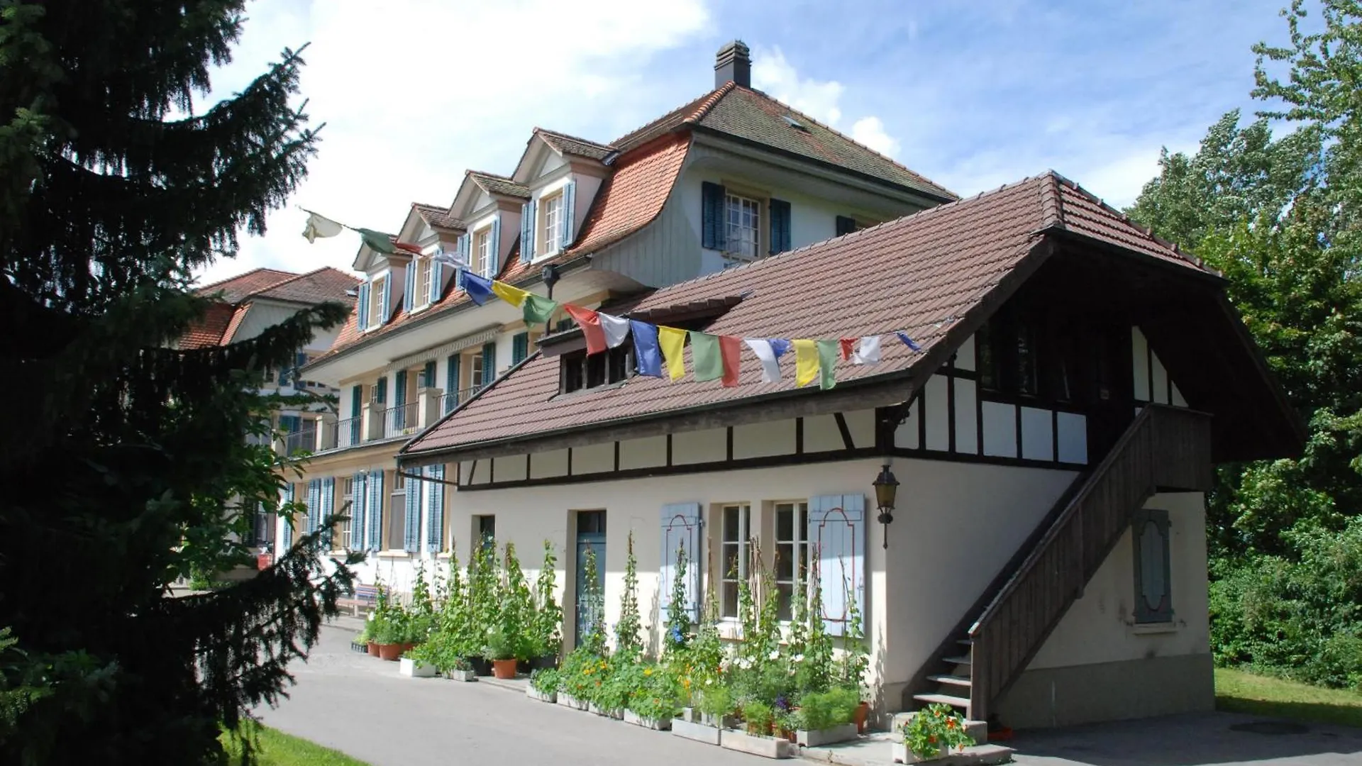 Landguet Ried - Center For Mindful Living Hotel Koniz Inn